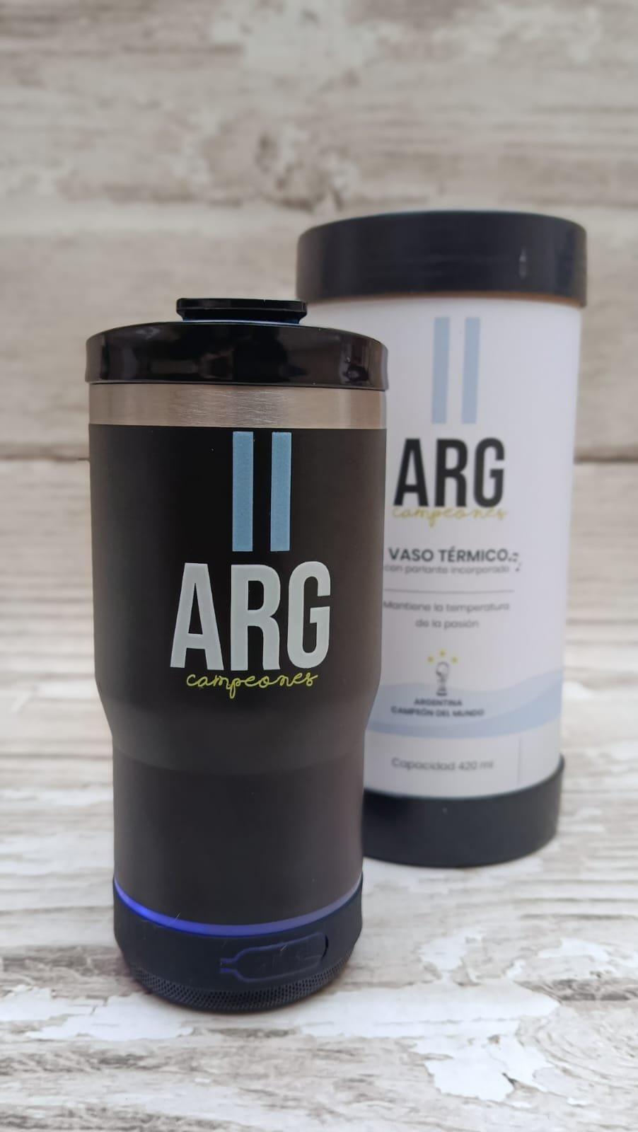 Vaso Térmico Campeones con parlante y luz LED by Pigmenta - Image 5