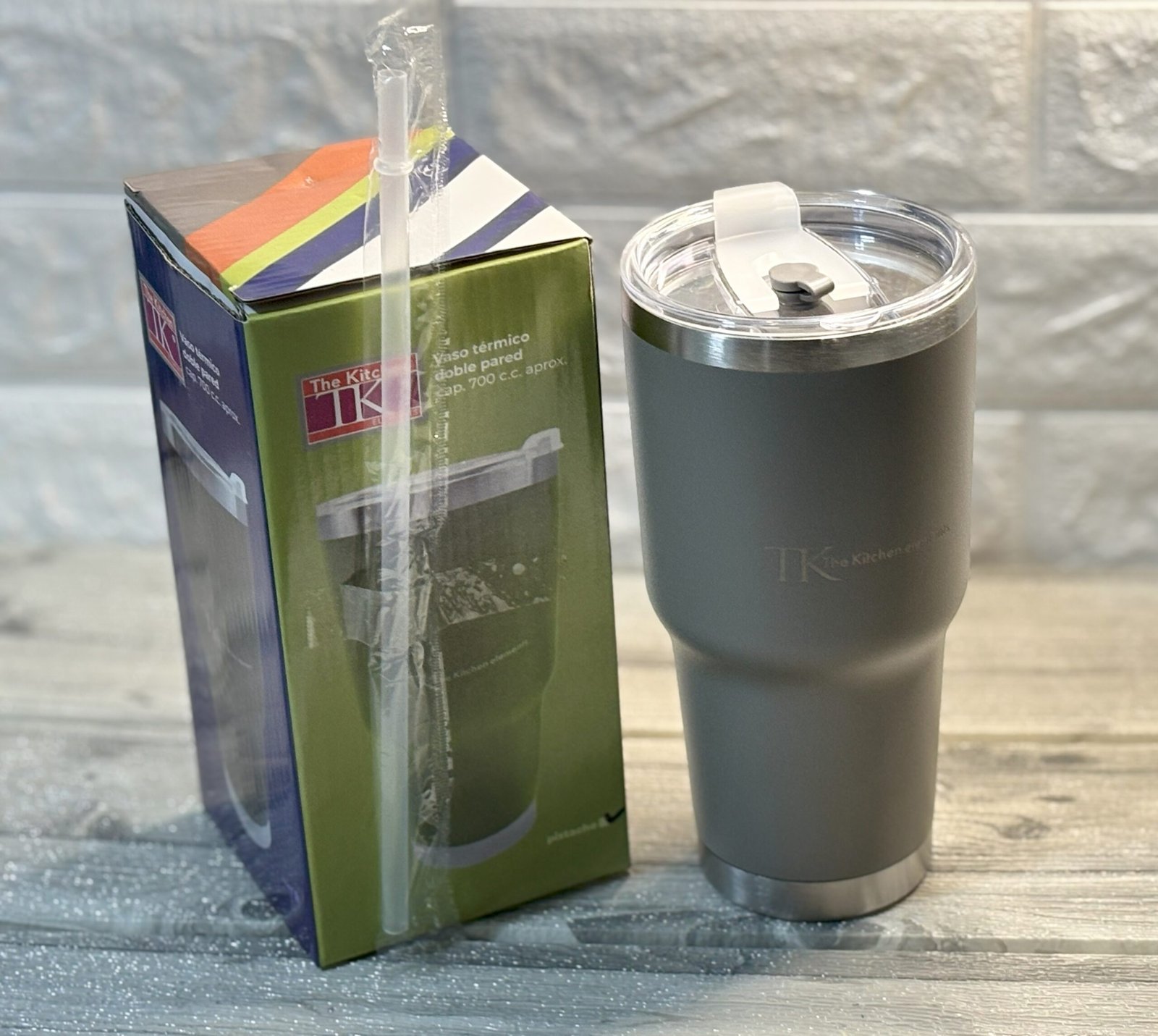 Vaso acero termico 700ml con tapa y sorbete